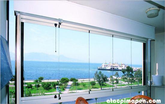 cam-balkon-atac